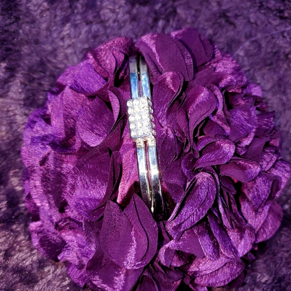 Purse - Picture 1 of 5